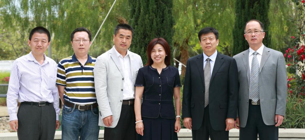 访问美国加州波莫那州立理工大学